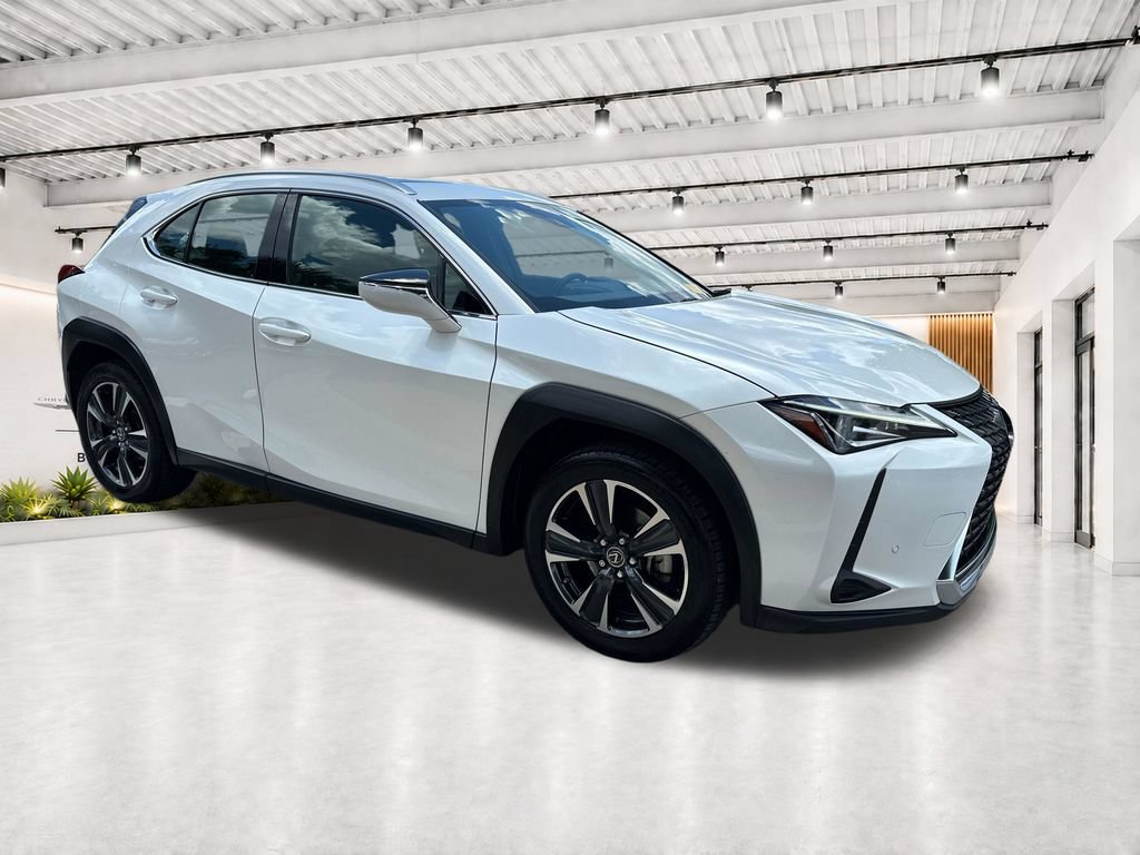 Used 2021 Lexus UX 200 w/ Accessory Package (Z2) FWD image 1