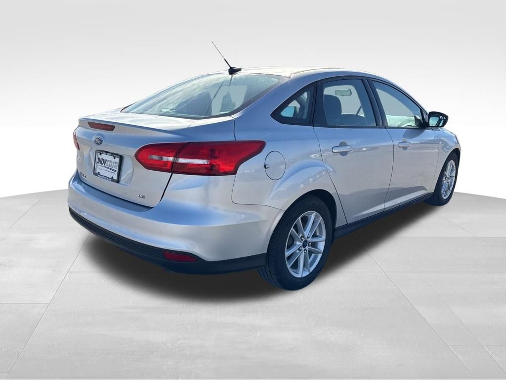 Used 2015 Ford Focus SE image 5