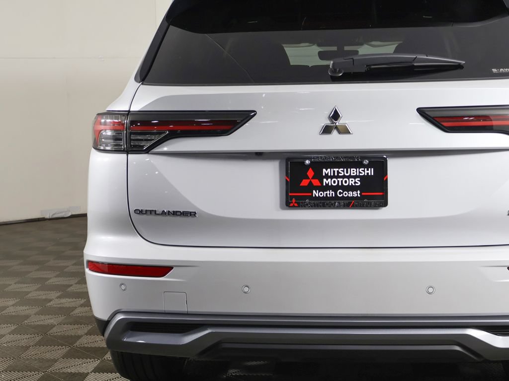 New 2026 Mitsubishi Outlander SE AWD/4WD image 17