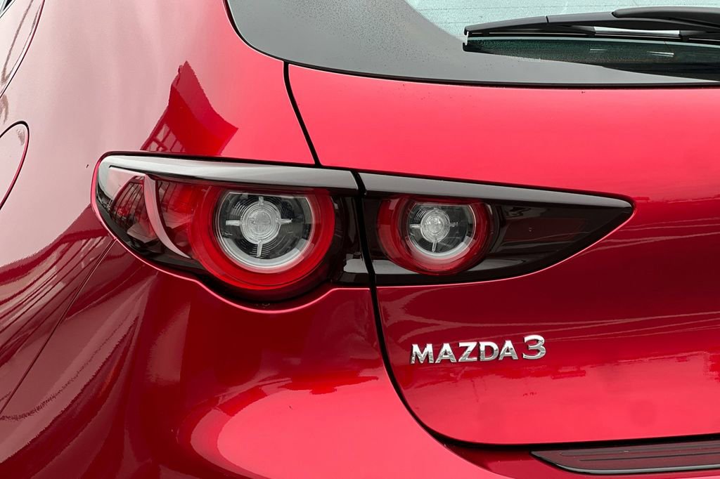 Certified 2025 MAZDA MAZDA3 s Sport image 31