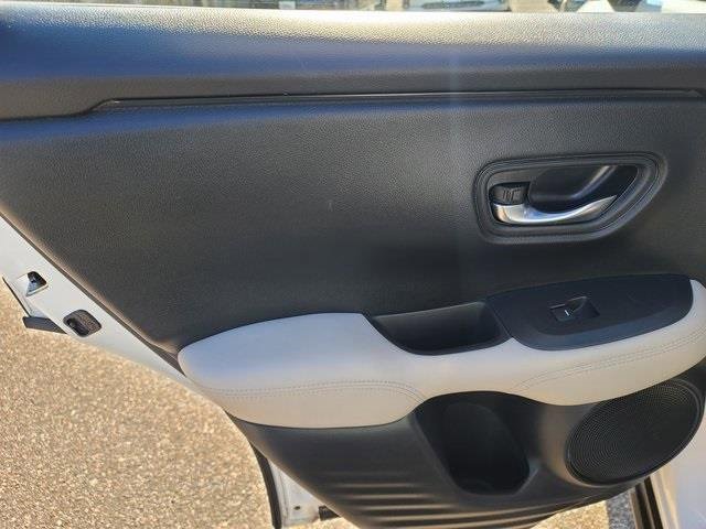 Used 2023 Honda HR-V LX image 14