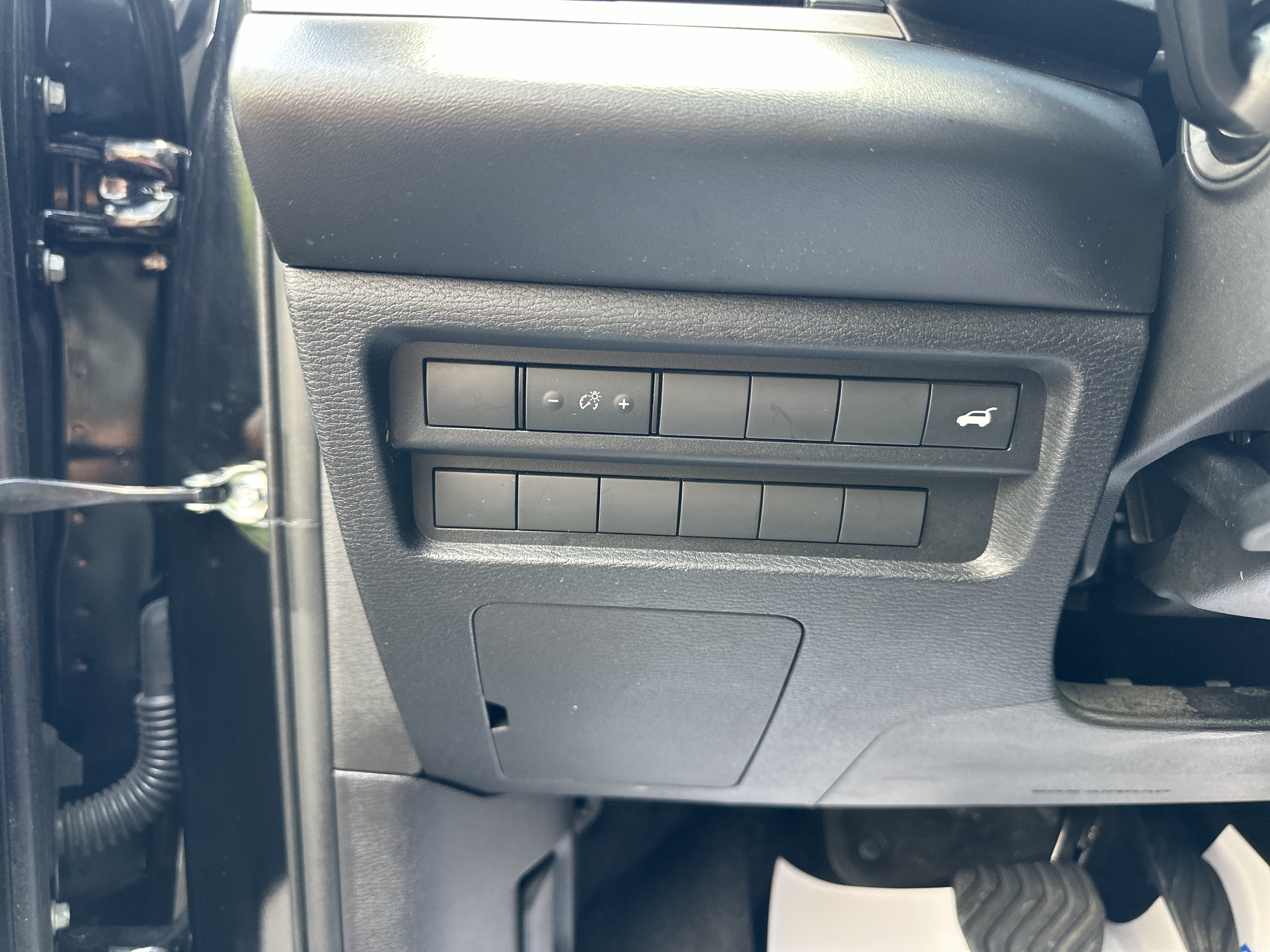Used 2025 Mitsubishi Outlander SE AWD/4WD image 19