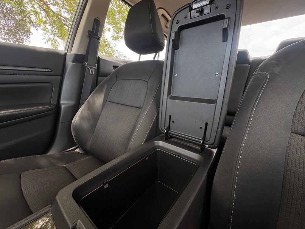 Used 2024 Nissan Altima 2.5 SV FWD image 16