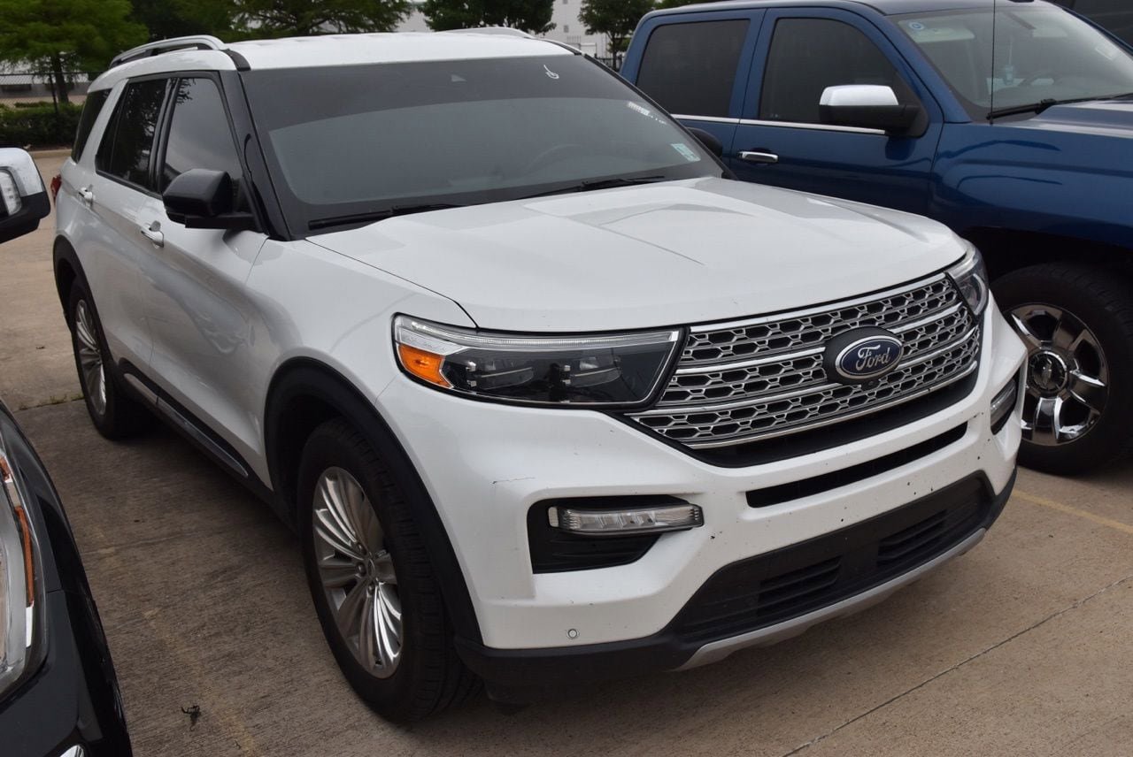 Used 2020 Ford Explorer Limited RWD image 4