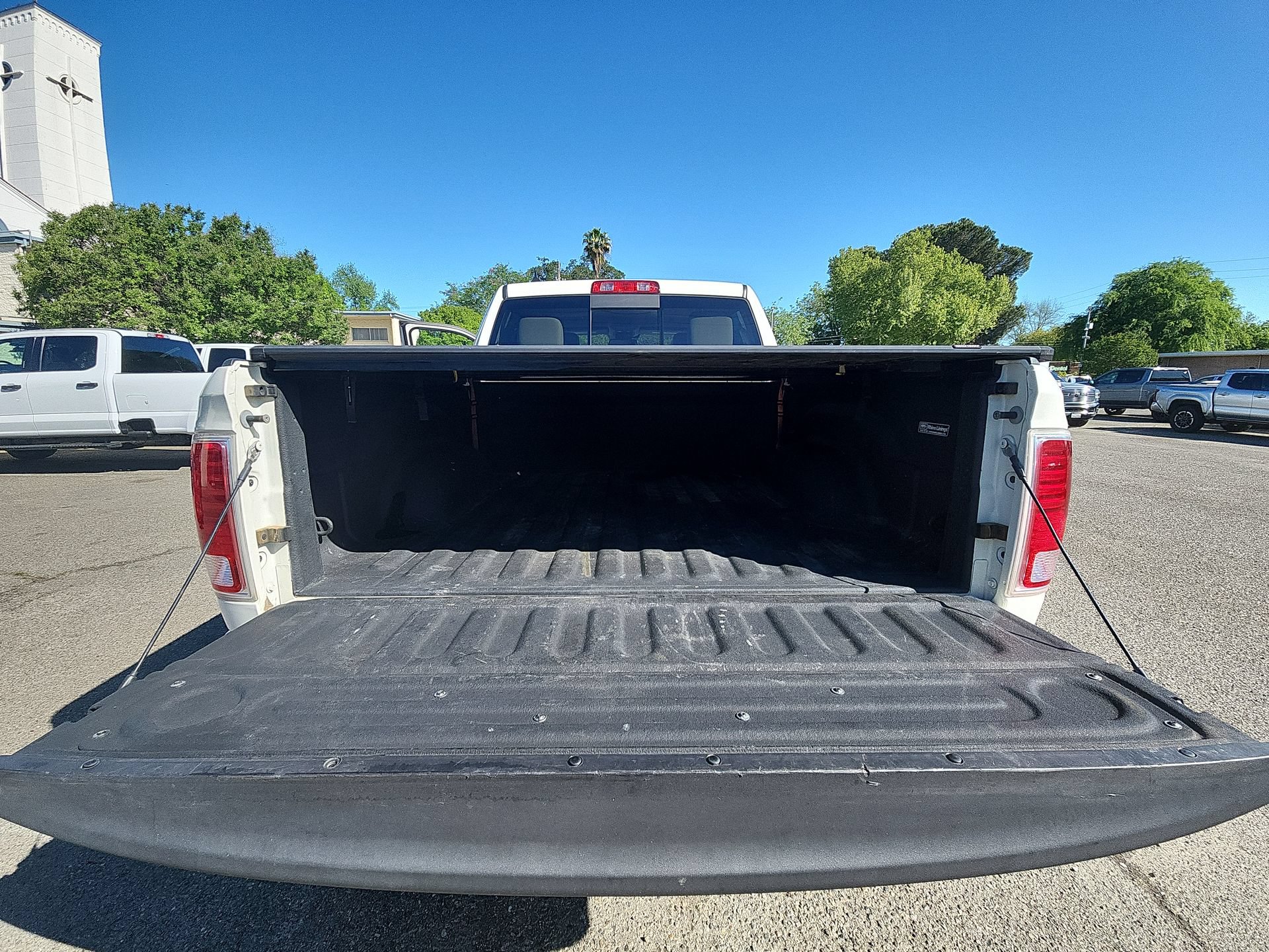 Certified 2018 RAM 1500 Laramie w/ Convenience Group AWD/4WD image 20