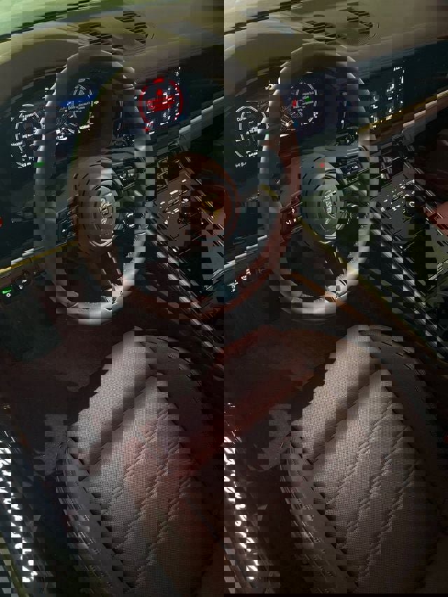 Certified 2024 Porsche Panamera 4 image 4