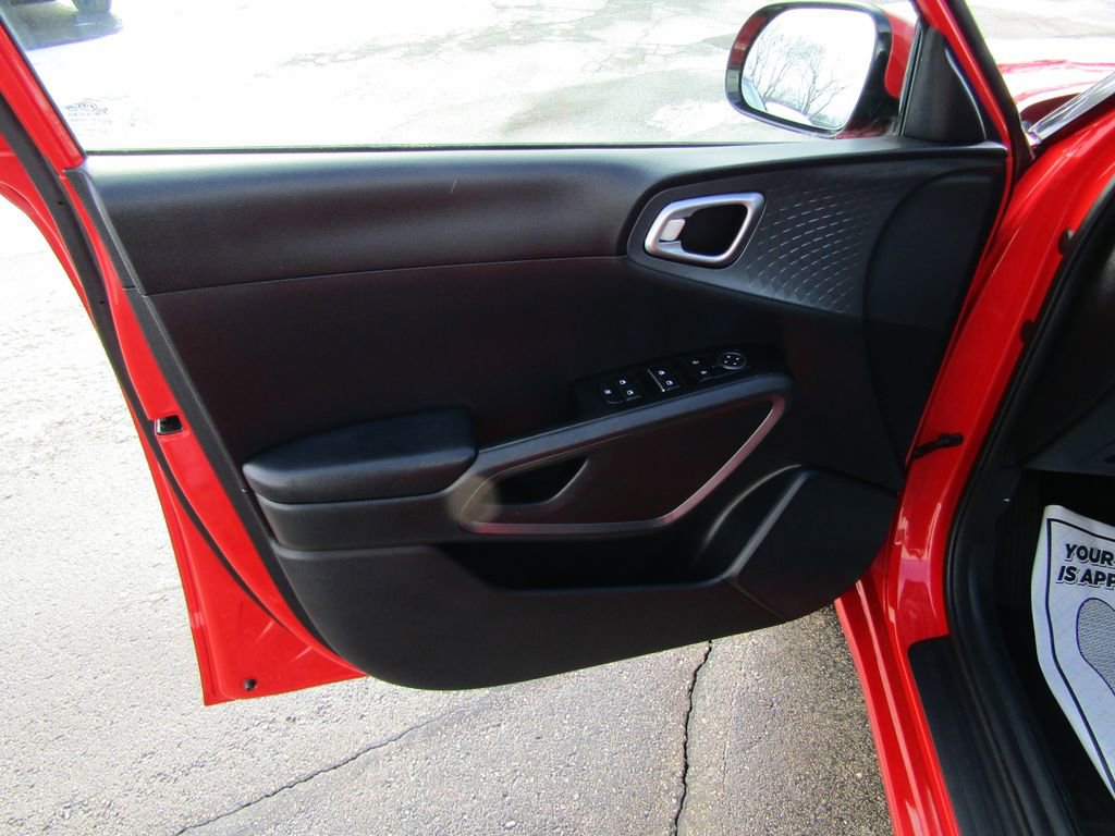 Used 2021 Kia Soul GT-Line FWD image 20