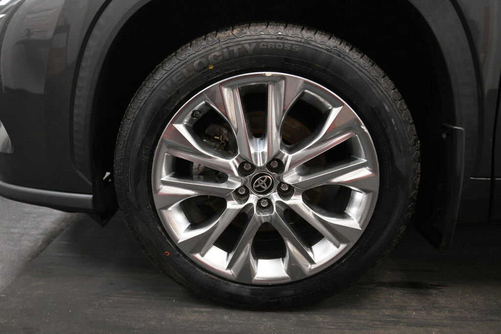 Used 2021 Toyota Highlander Limited image 39