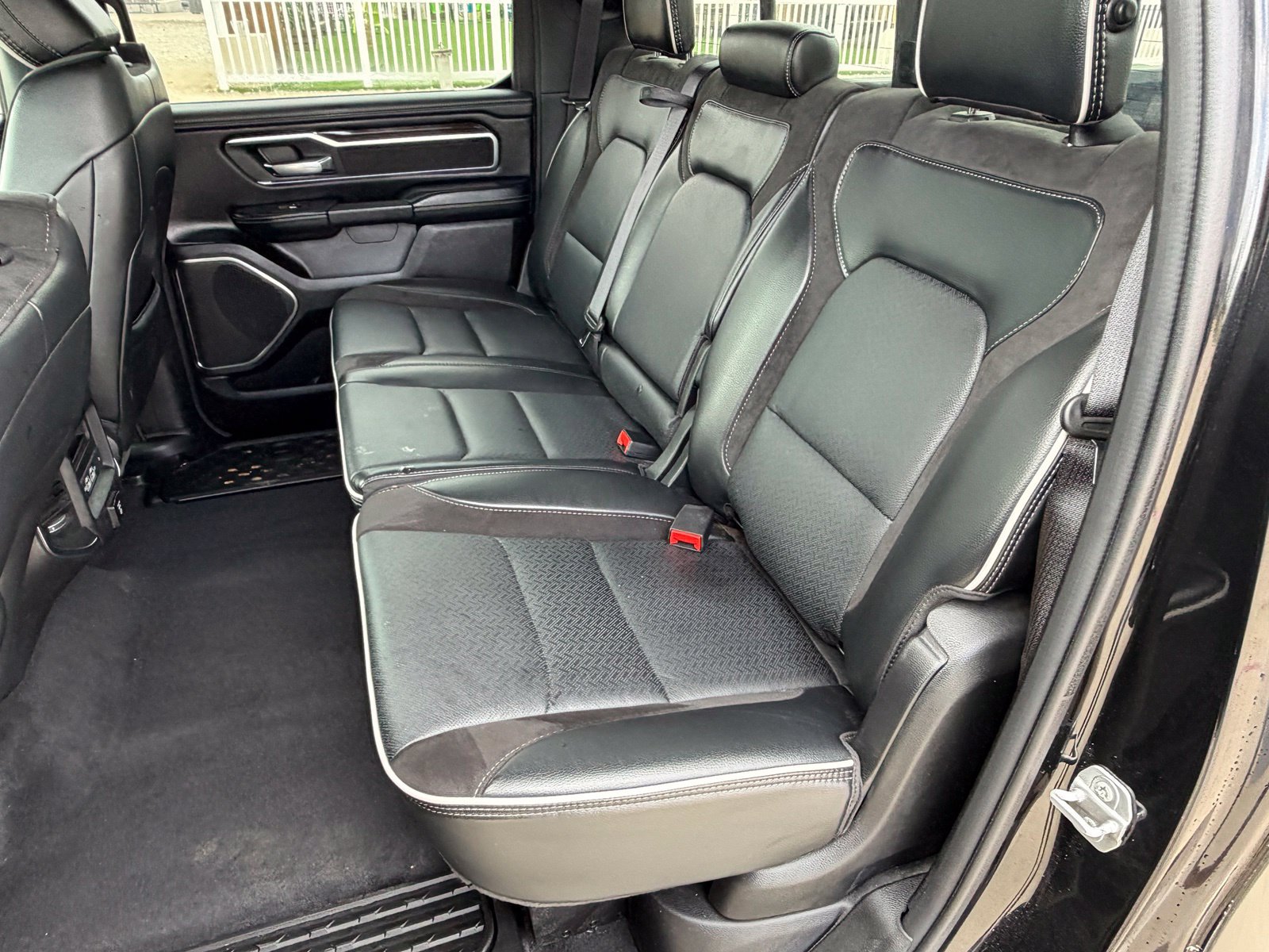 Used 2026 RAM 1500 Laramie AWD/4WD image 46