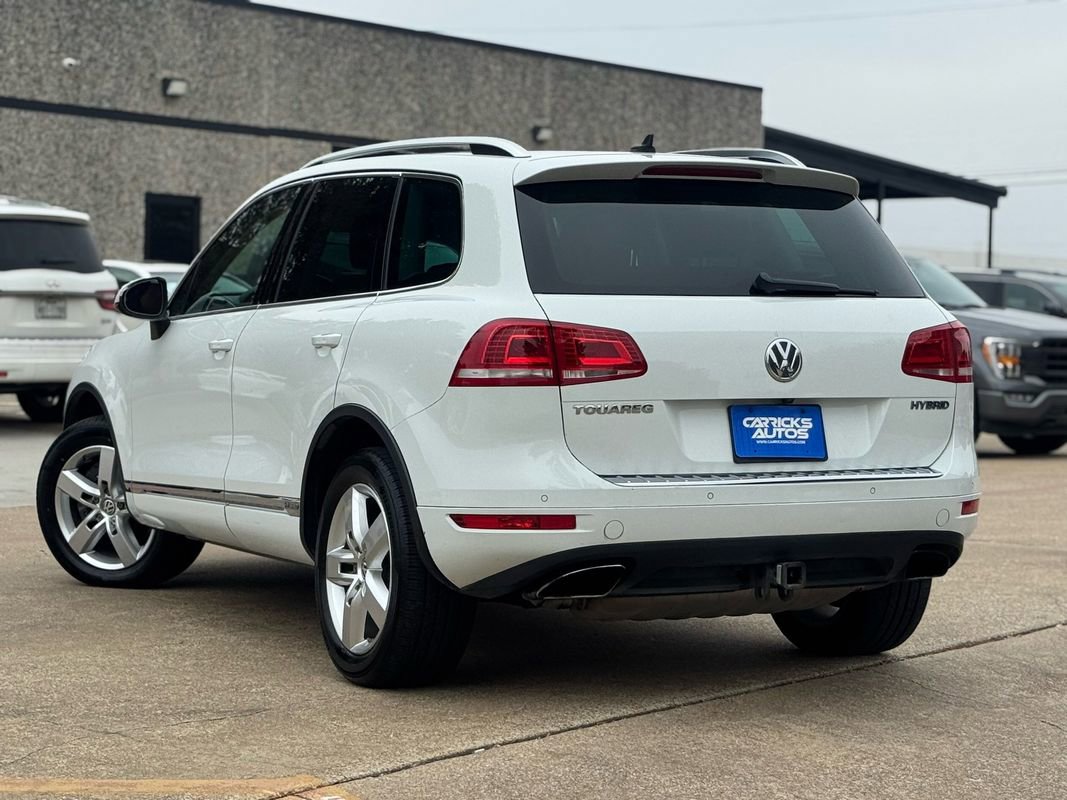 Used 2013 Volkswagen Touareg Hybrid image 6