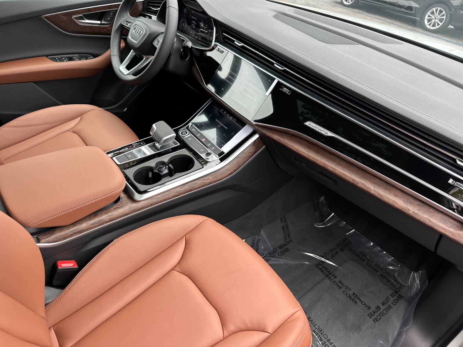 New 2026 Audi Q7 2.0T Premium w/ Convenience Plus Package AWD/4WD image 16