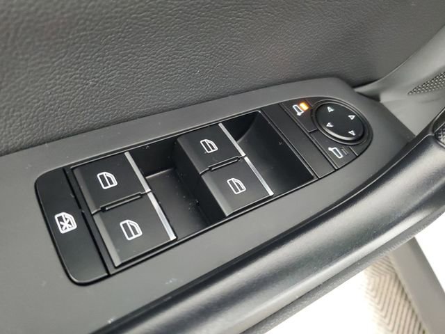 Certified 2025 MAZDA CX-50 AWD 2.5 Hybrid w/ Premium Pkg image 19