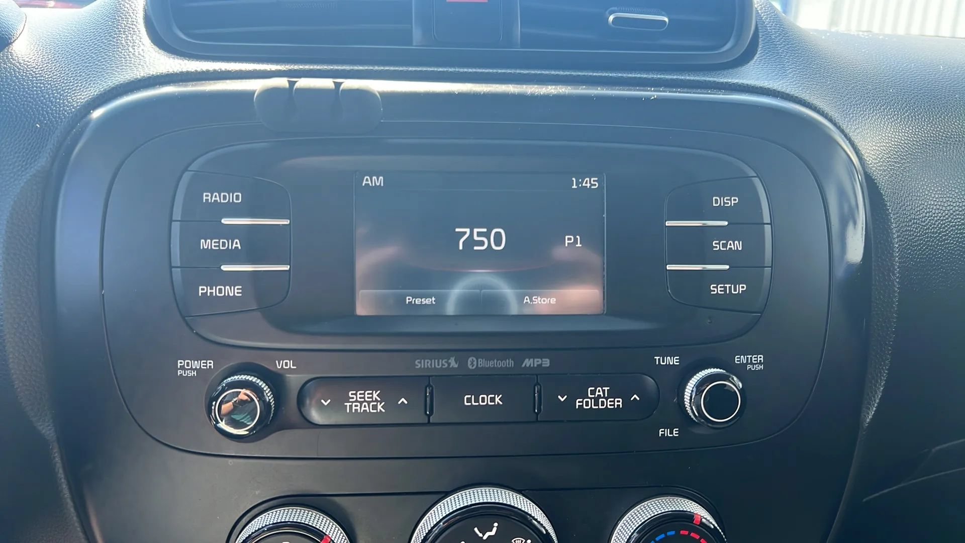 Used 2016 Kia Soul + FWD image 21