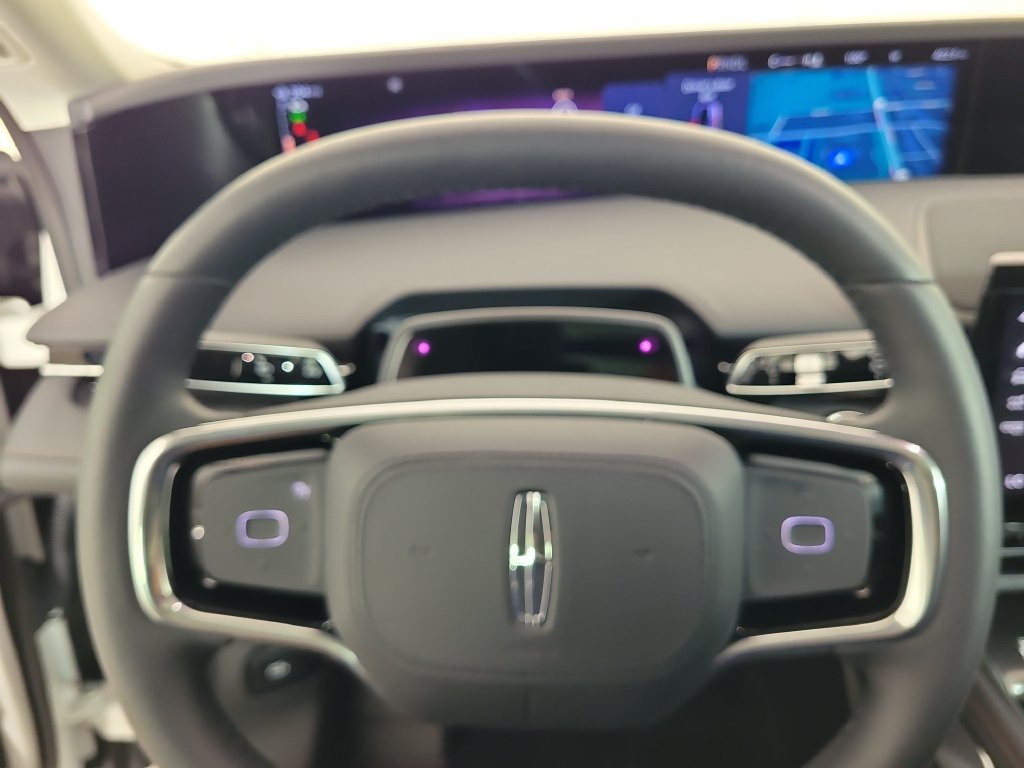 New 2026 Lincoln Nautilus Reserve AWD/4WD image 19