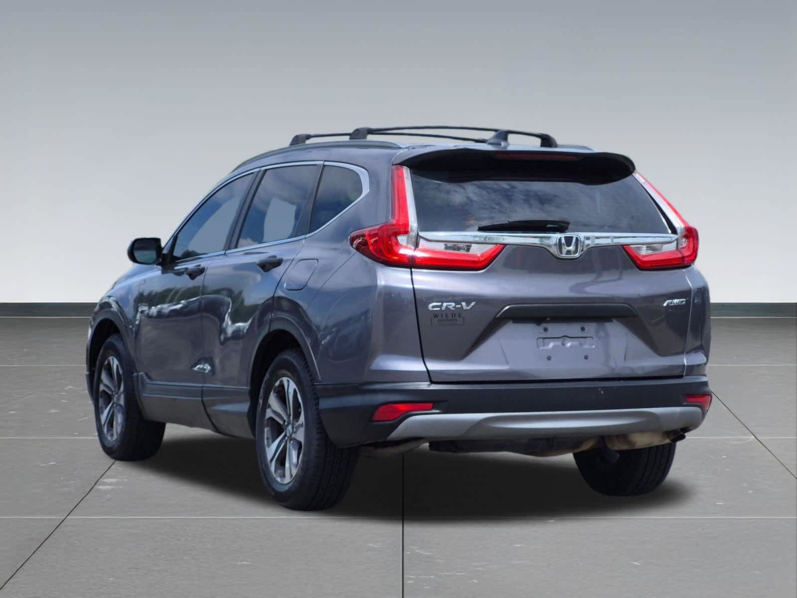 Used 2017 Honda CR-V LX image 4