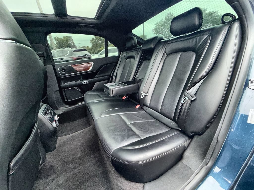 Used 2020 Lincoln Continental Reserve FWD image 27