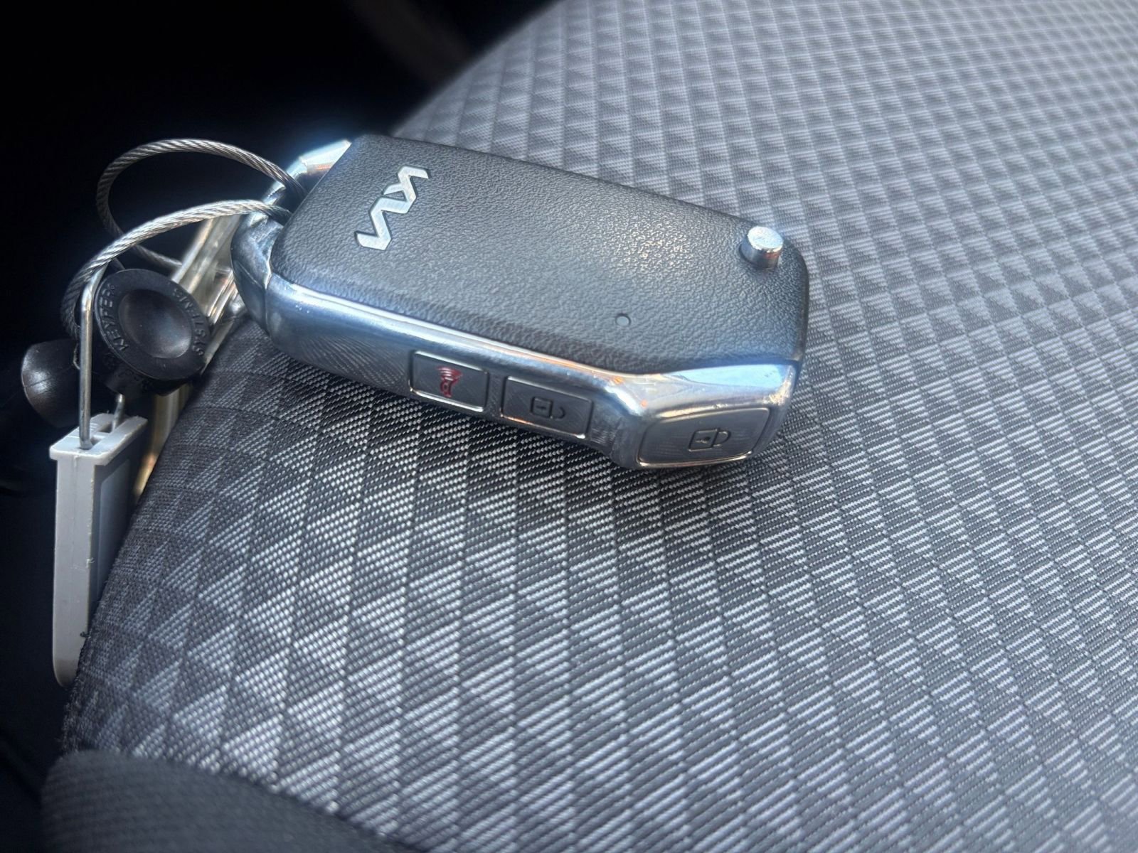 Used 2025 Kia Soul LX w/ LX Technology Package FWD image 21