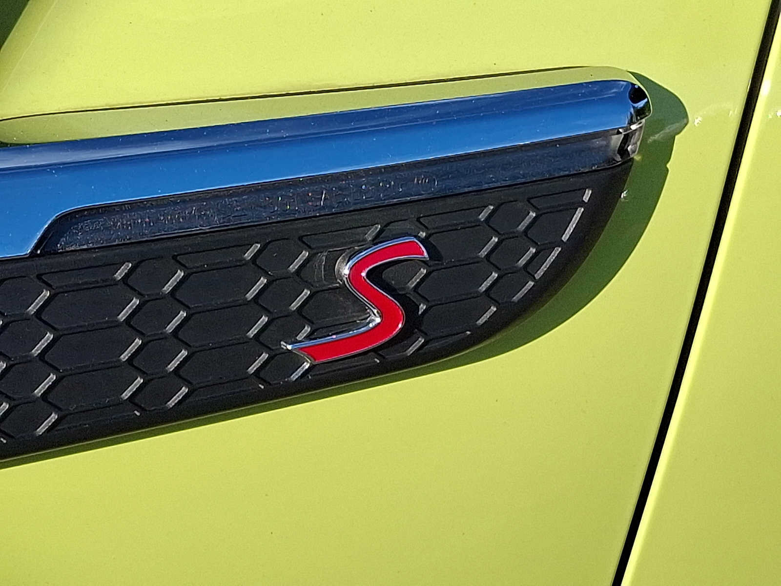 Certified 2024 MINI Cooper S FWD image 29