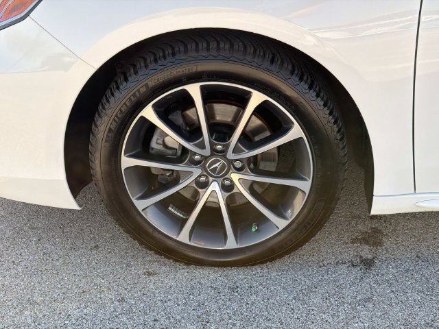 Used 2018 Acura TLX w/ Technology Package AWD/4WD image 10