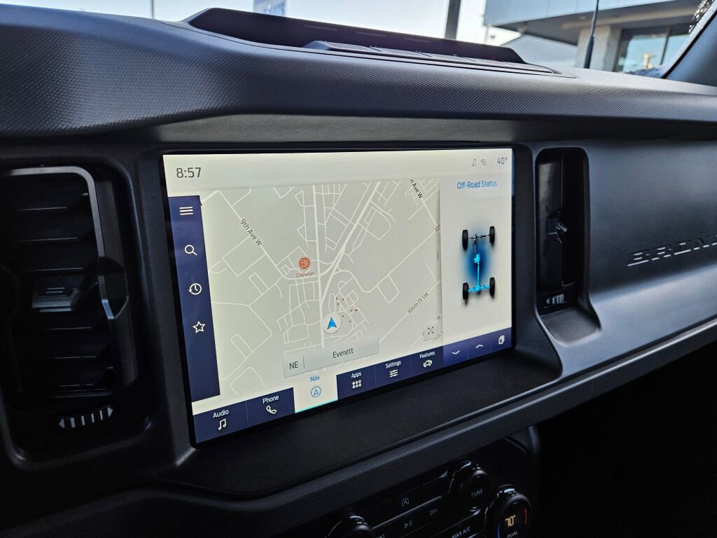 Used 2024 Ford Bronco Everglades image 24