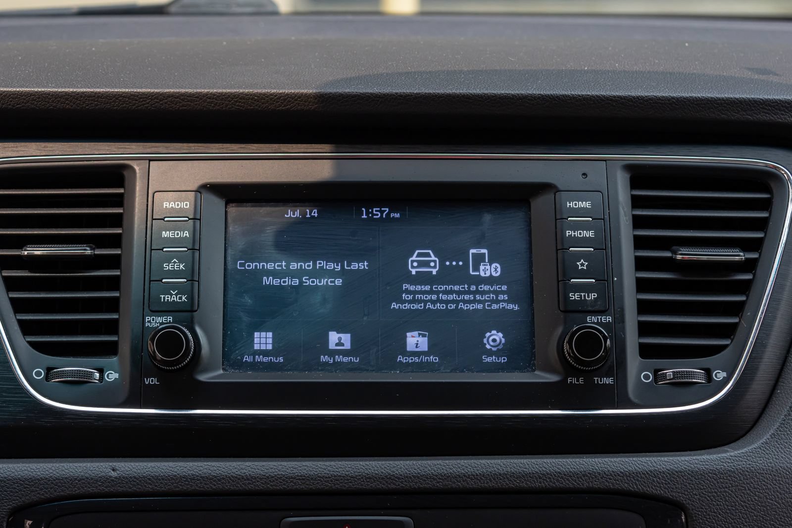 Used 2019 Kia Sedona L FWD image 17