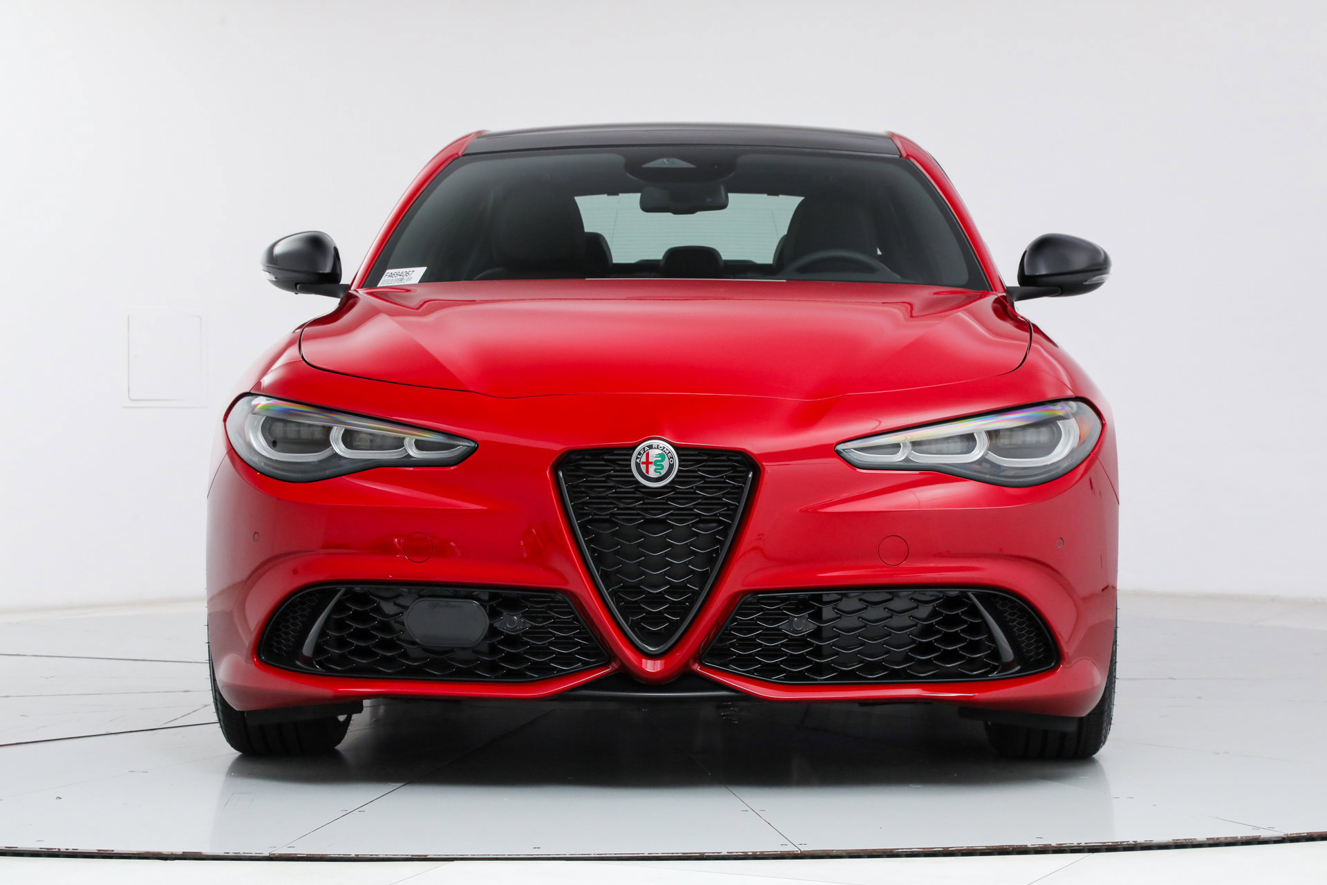 New 2025 Alfa Romeo Giulia w/ Driving Assist Package image 8