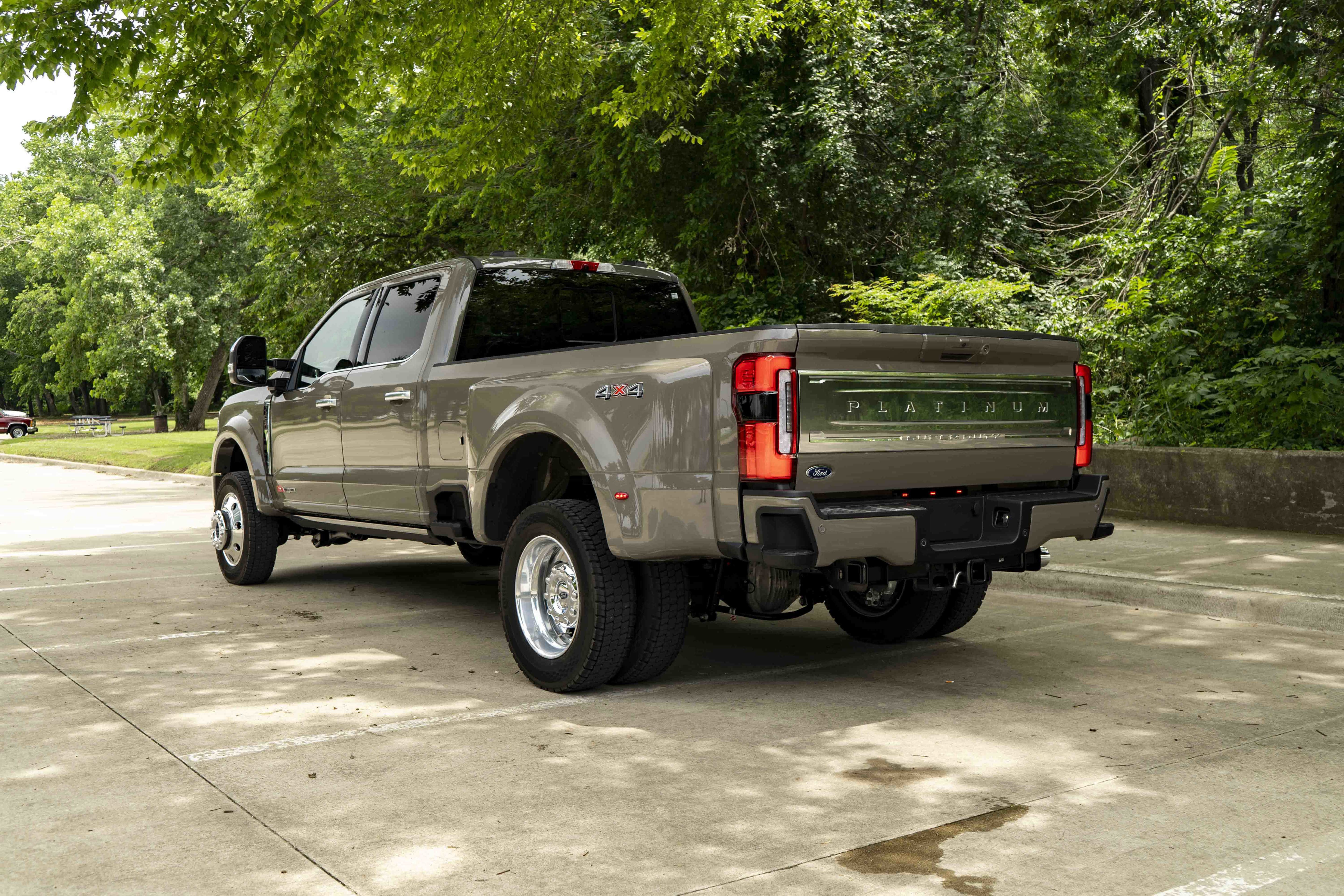 Used 2026 Ford F450 Platinum w/ Platinum Plus Package AWD/4WD image 7