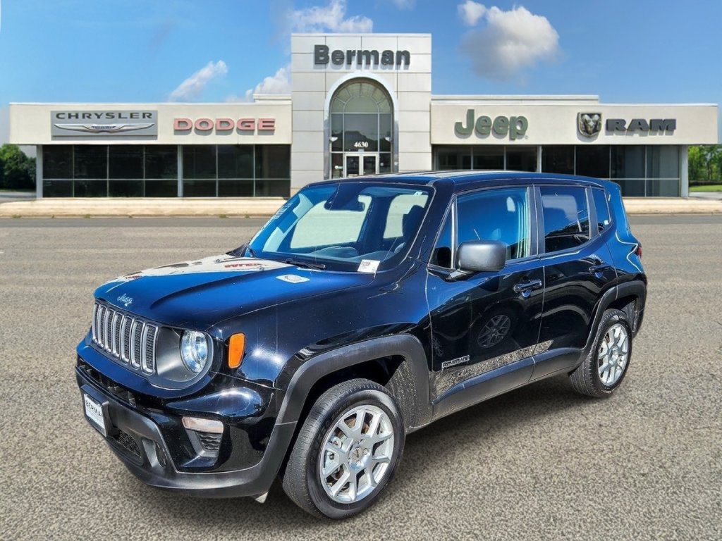 Certified 2023 Jeep Renegade Latitude AWD/4WD image 5