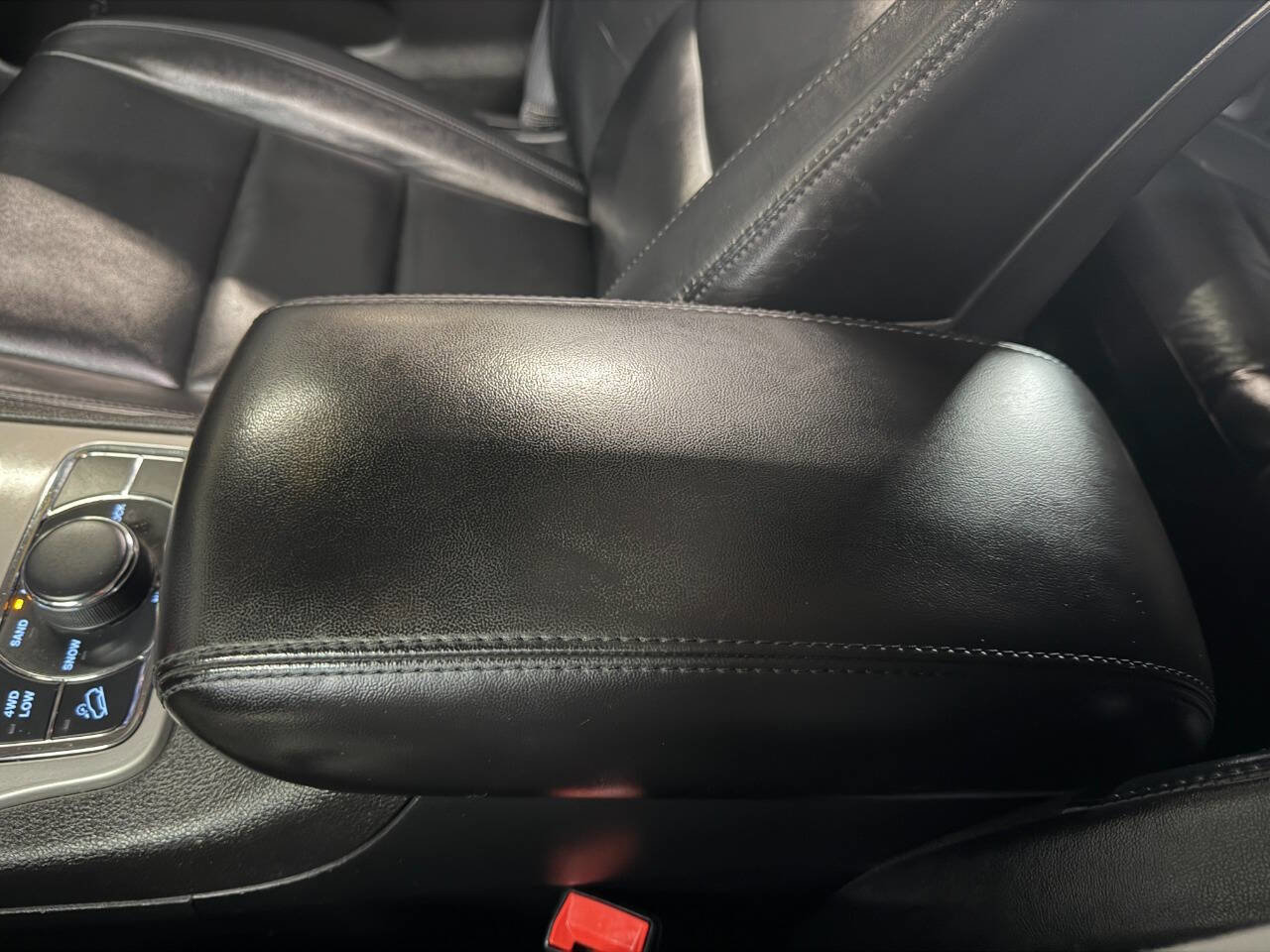 Used 2021 Jeep Grand Cherokee Limited image 53