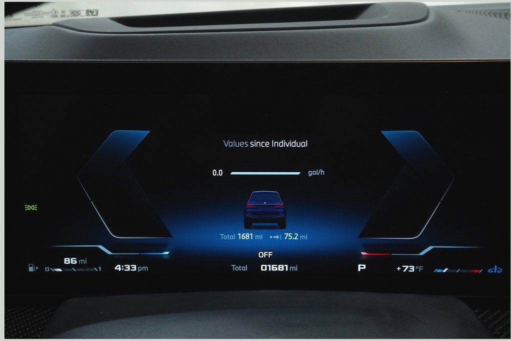 Used 2025 BMW X7 M60i image 30