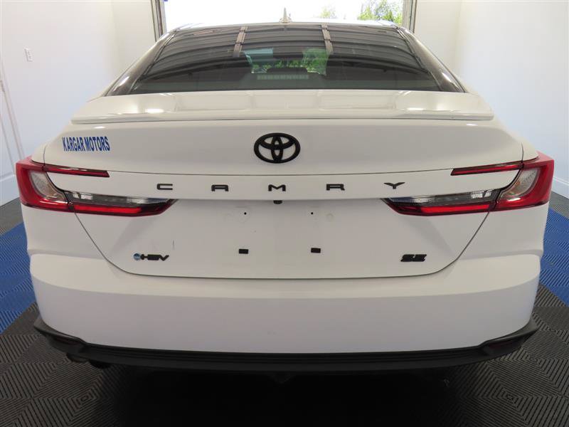 Used 2026 Toyota Camry SE w/ Convenience Package FWD image 11