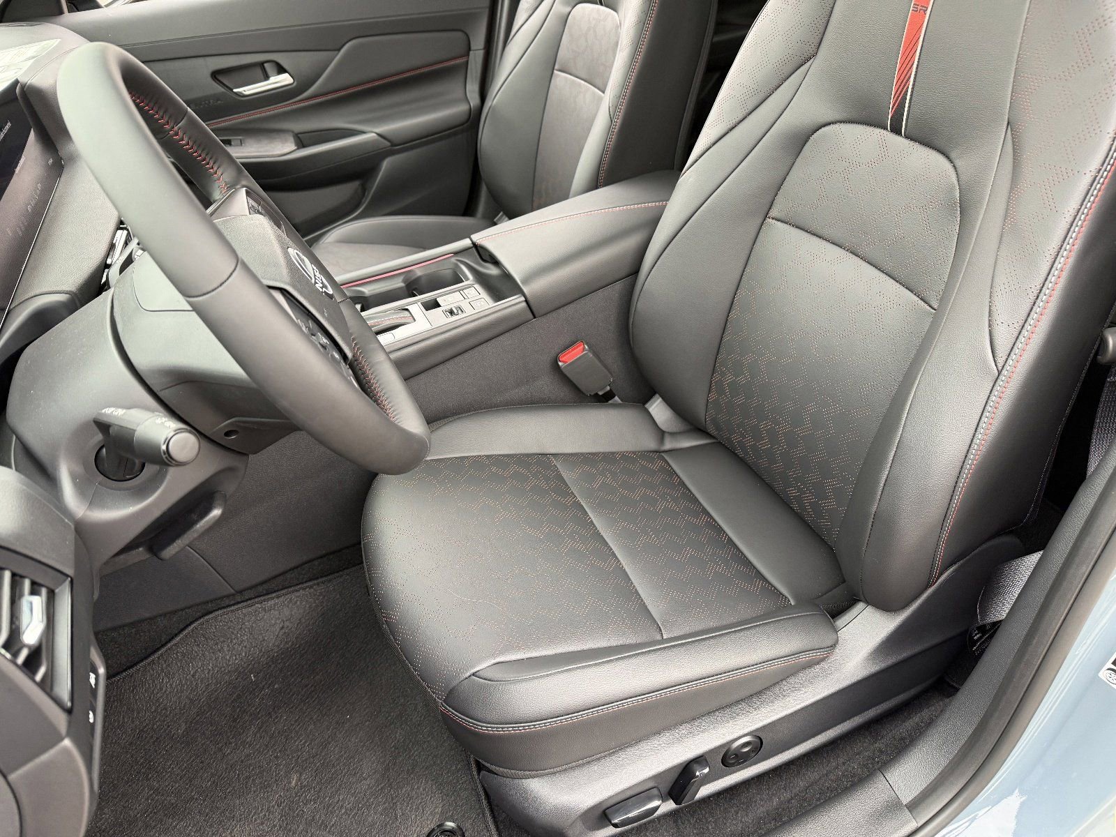 New 2026 Nissan Sentra SR w/ SR Premium Package image 21