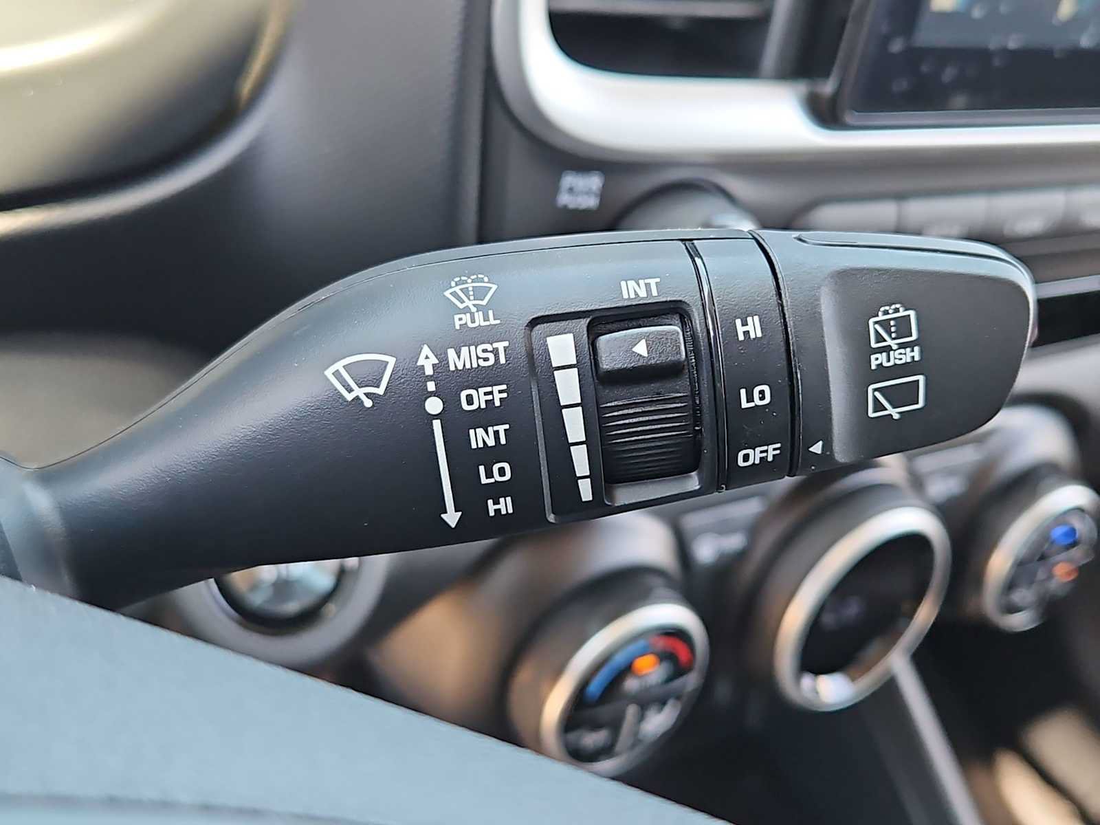 Certified 2026 Hyundai Venue SEL FWD image 25