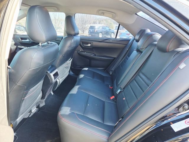 Used 2015 Toyota Camry SE image 15