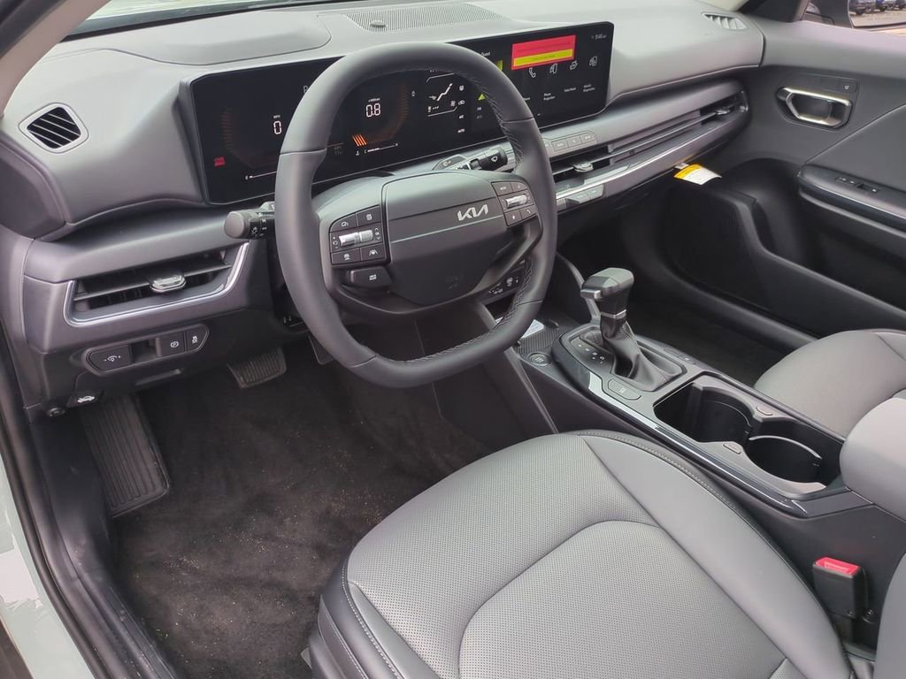 New 2026 Kia K4 LXS image 10