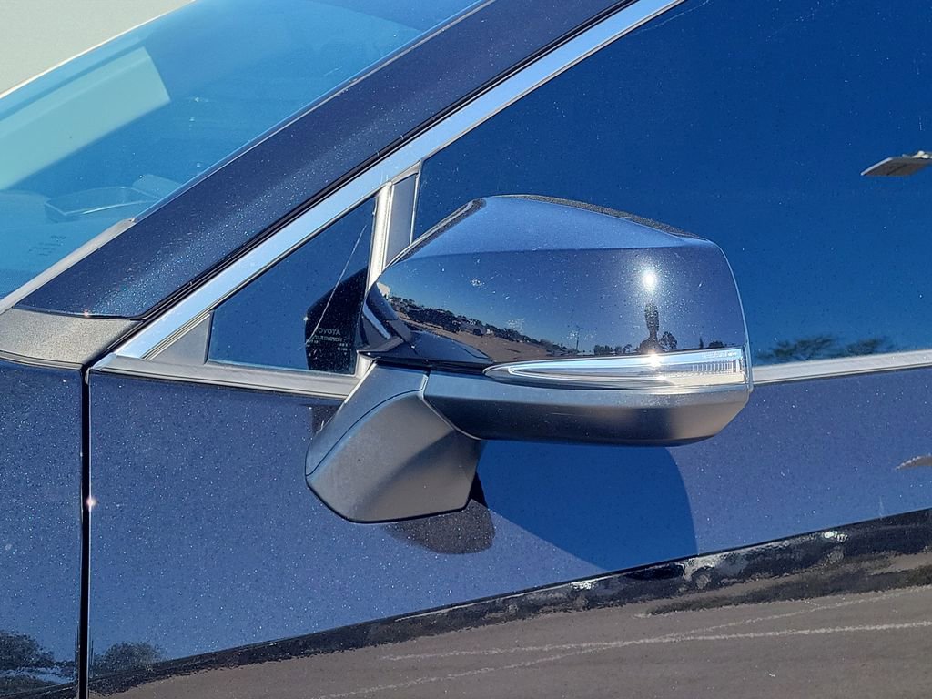 Certified 2021 Toyota RAV4 XLE image 19