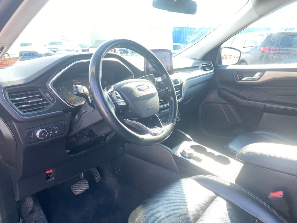 Used 2021 Ford Escape SEL AWD/4WD image 9