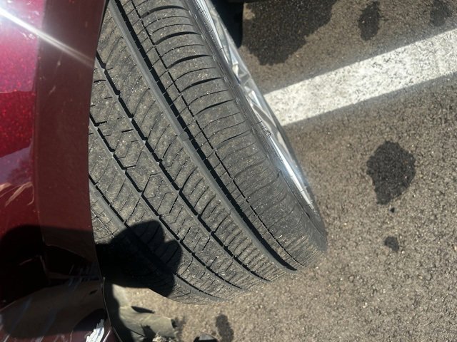 Used 2017 Ford Fusion Platinum image 4