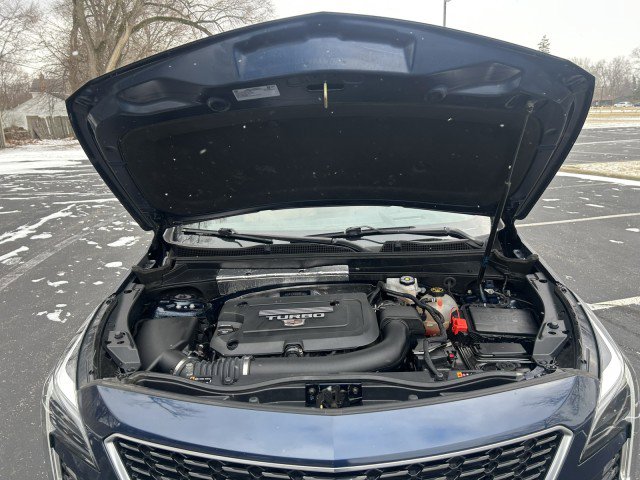 Used 2020 Cadillac XT4 Premium Luxury image 32