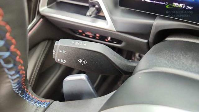 Used 2026 BMW M440i Coupe image 37