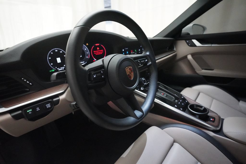 Certified 2025 Porsche 911 Carrera RWD image 13
