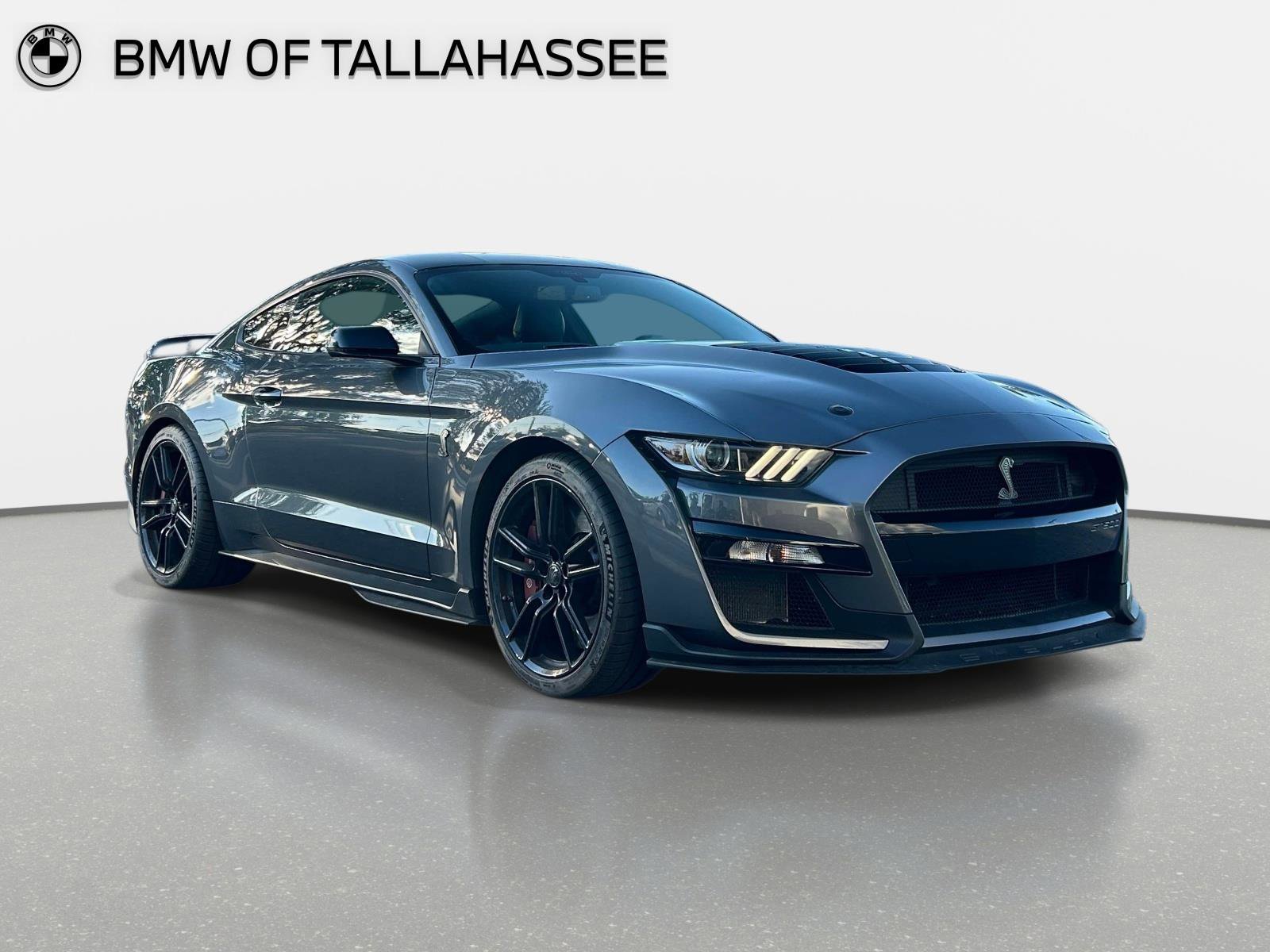 Used 2021 Ford Mustang Shelby GT500 w/ Technology Package RWD image 3