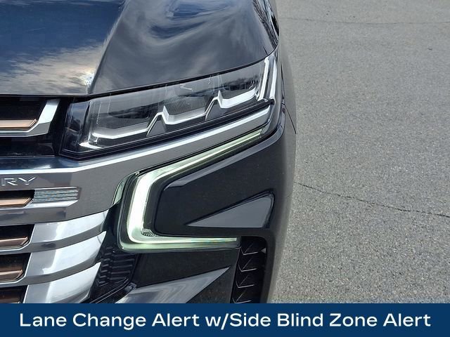 Used 2024 Chevrolet Suburban High Country AWD/4WD image 42