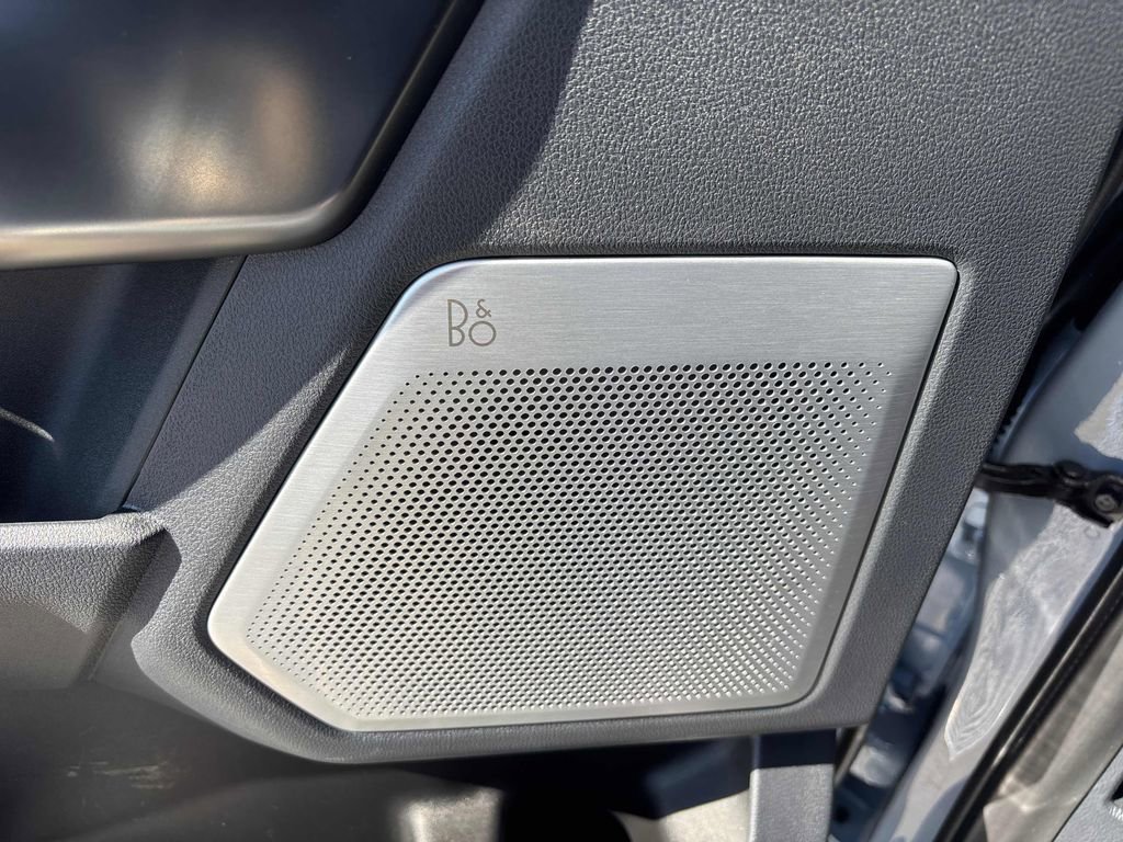 Used 2024 Ford F350 Platinum image 11