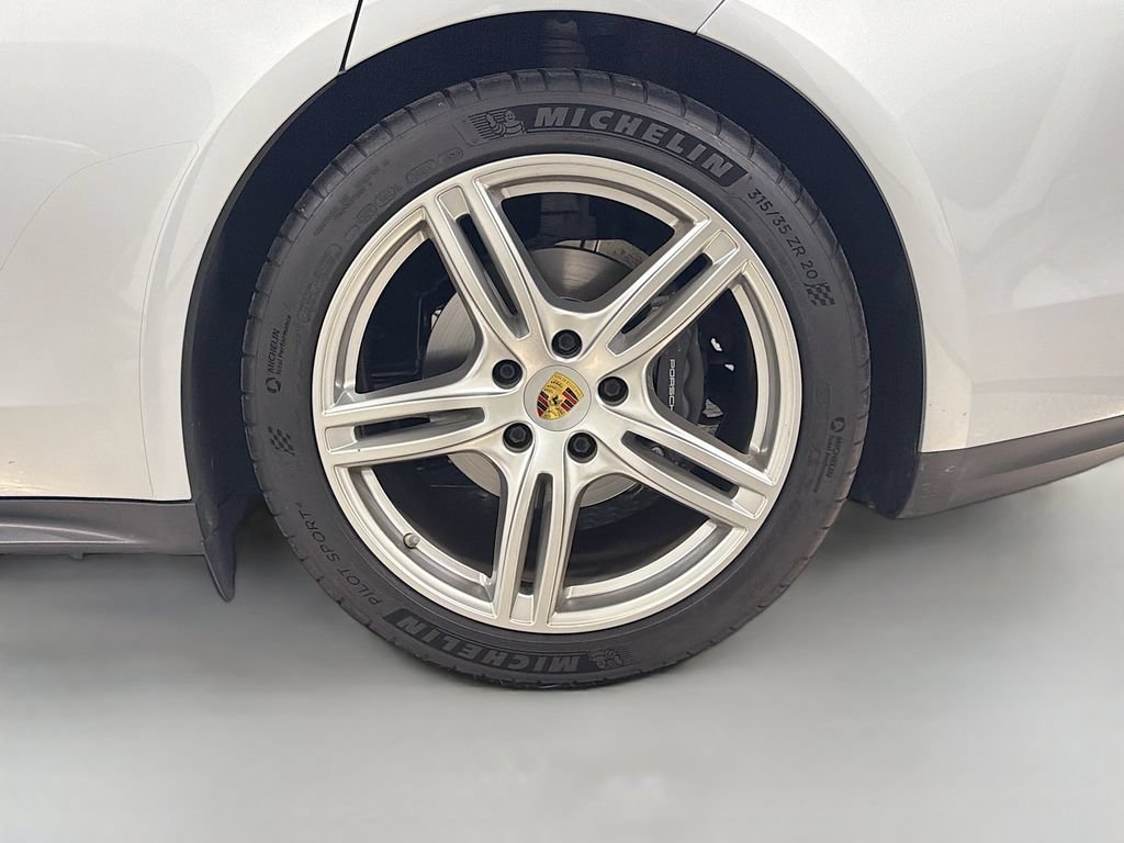 Certified 2018 Porsche Panamera 4 AWD/4WD image 35