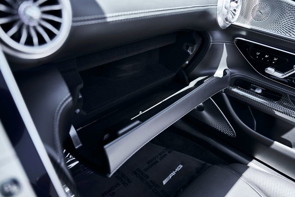 Used 2022 Mercedes-Benz SL 63 AMG 4MATIC w/ AMG Aerodynamic Package image 71