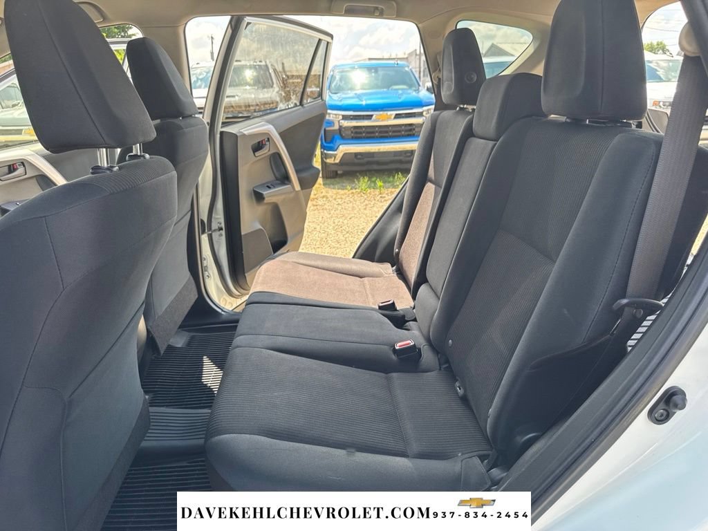 Used 2017 Toyota RAV4 LE w/ All Weather Liner Package AWD/4WD image 32