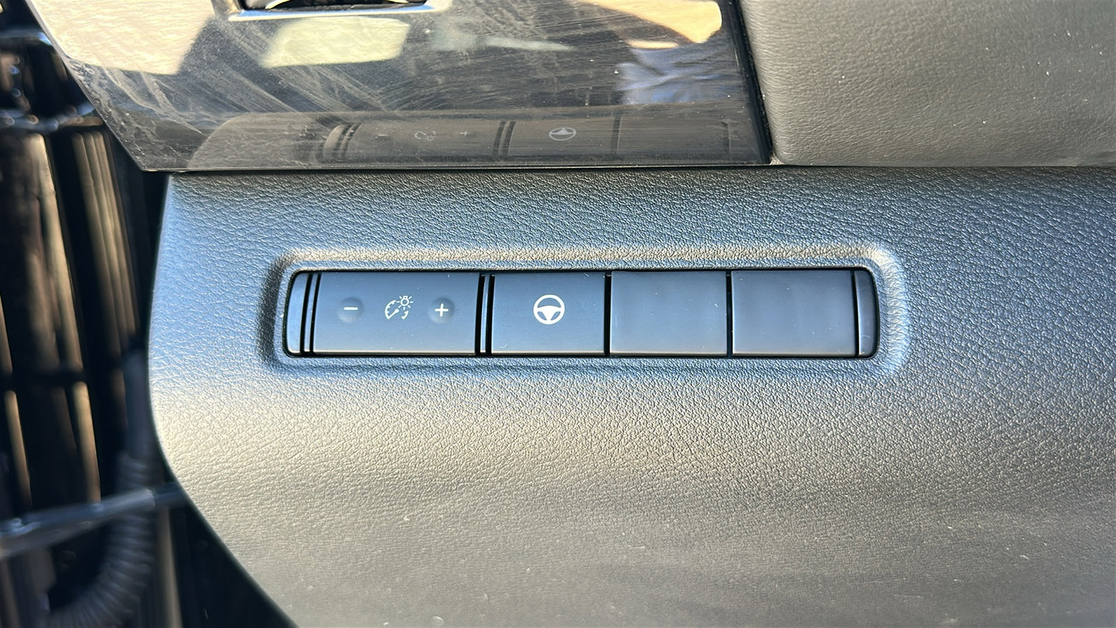 Certified 2022 Nissan Pathfinder SV AWD/4WD image 14
