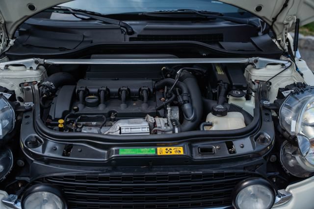 Used 2009 MINI Cooper John Cooper Works FWD image 36