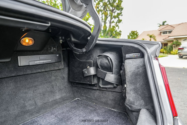 Used 2002 Aston Martin Vanquish RWD image 46